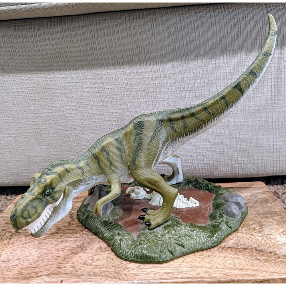 Vintage 1997 The Lost World Jurassic Park T-Rex Display Figure Equity Toys...